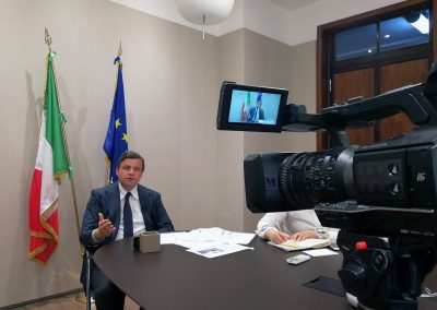 Diretta Web Ministro Carlo Calenda da Roma a Milano